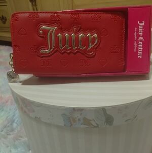 Juicy Couture Red Deluxe Wallet  with Heart Zipper Pull Brand New With Tags